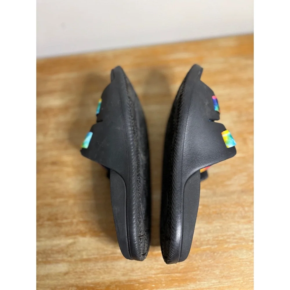 Chaco‎ Kids Slides Tie Dye Rainbow Strap Black Comfort Performance Footwear SZ 5